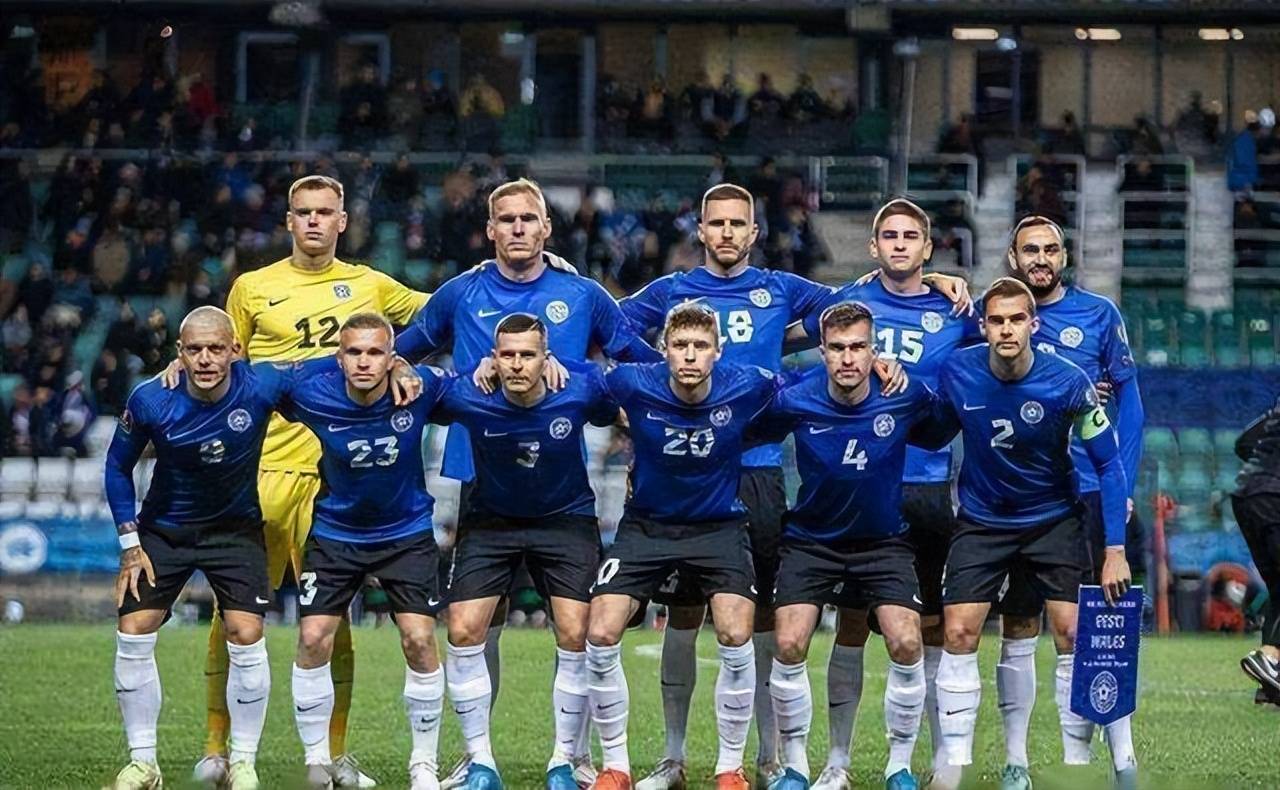 用眼神确认 用眼神确认